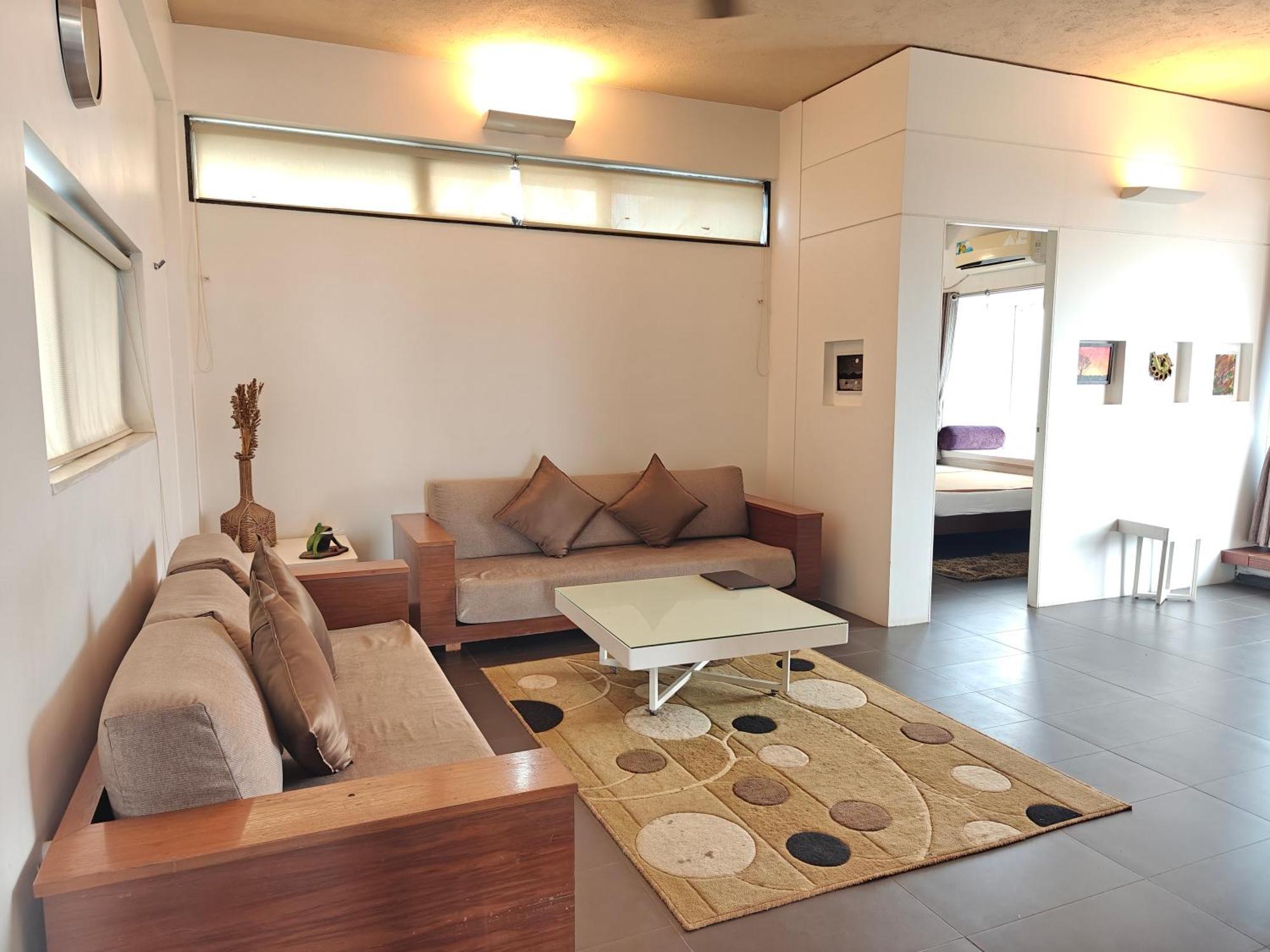 Chandralok Service Apartments Kolhapur Ngoại thất bức ảnh