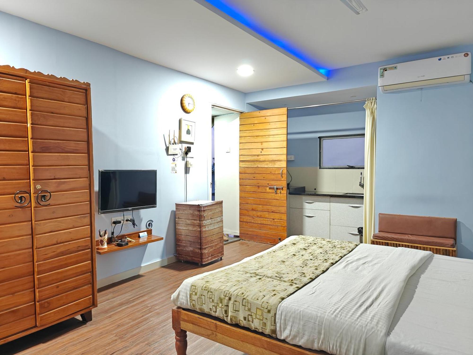 Chandralok Service Apartments Kolhapur Ngoại thất bức ảnh