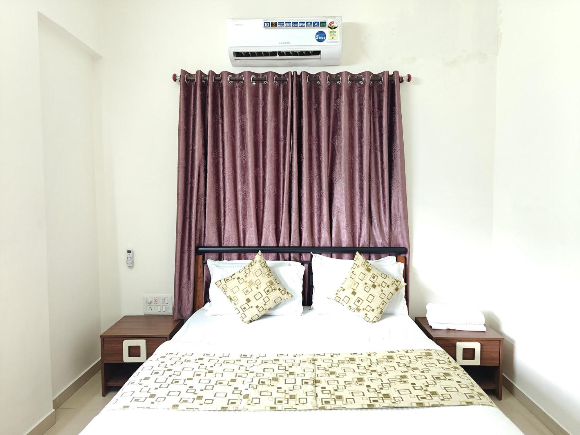 Chandralok Service Apartments Kolhapur Ngoại thất bức ảnh