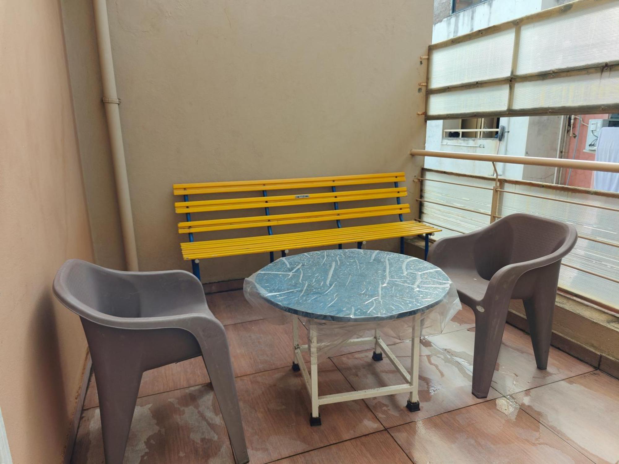 Chandralok Service Apartments Kolhapur Ngoại thất bức ảnh
